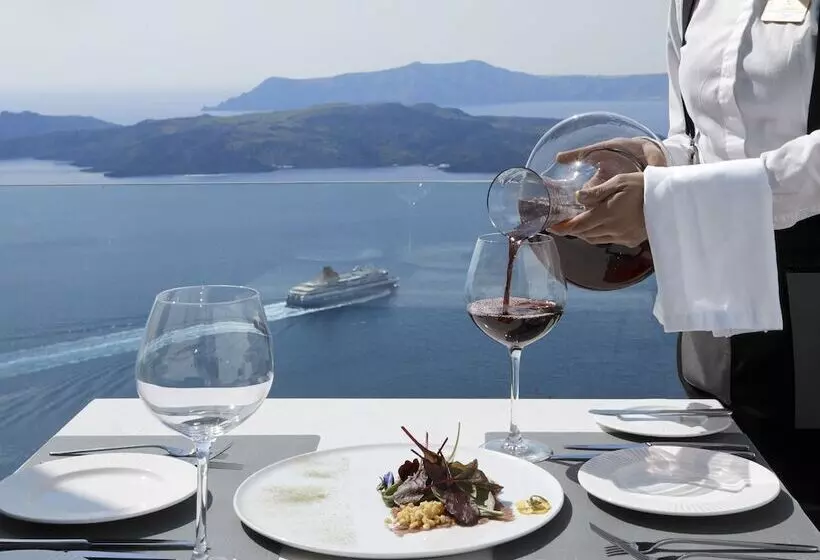 هتل Petit Palace Suites