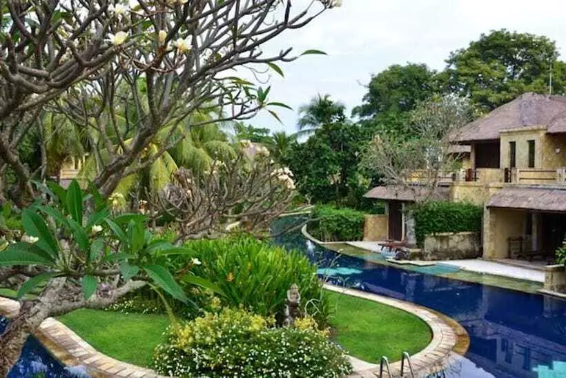Отель Pool Villa Merumatta Senggigi