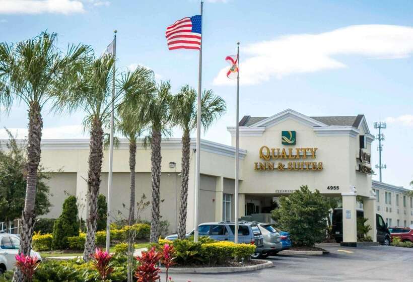 ホテル Quality Inn & Suites Tampa Ybor City