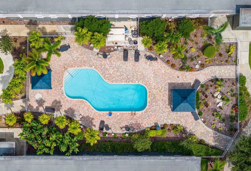 ホテル Quality Inn & Suites Tampa Ybor City