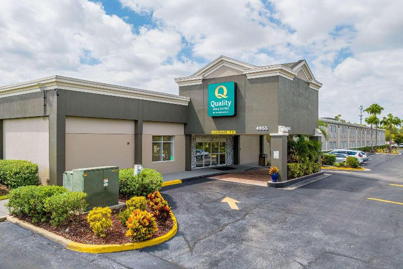 ホテル Quality Inn & Suites Tampa Ybor City