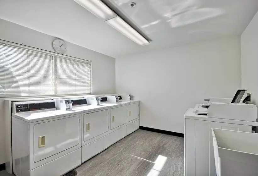 هتل Residence Inn By Marriott Jacksonville Airport