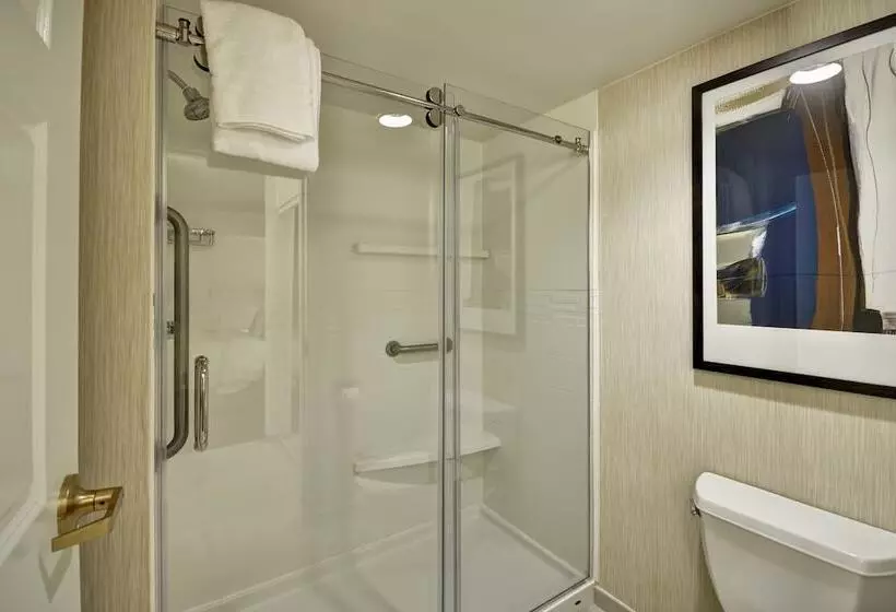 هتل Residence Inn By Marriott Jacksonville Airport