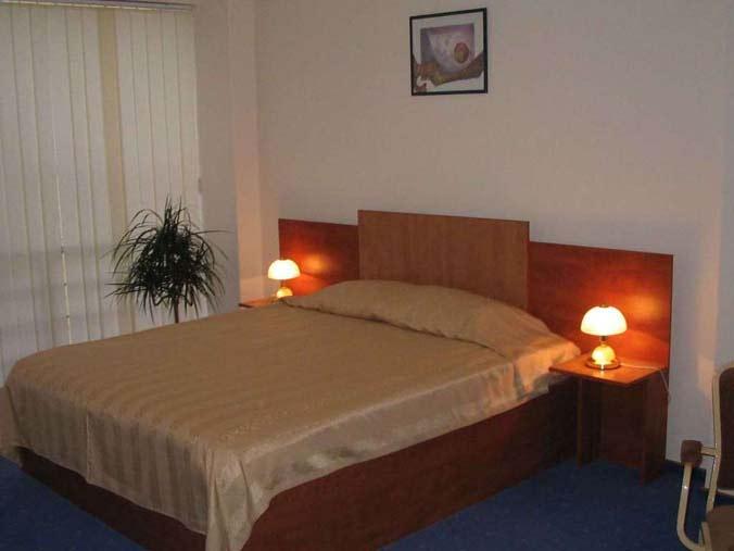 Отель Rin Express