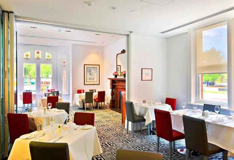 هتل Seasons Heritage Melbourne