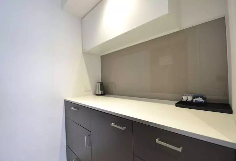 هتل Seasons Heritage Melbourne