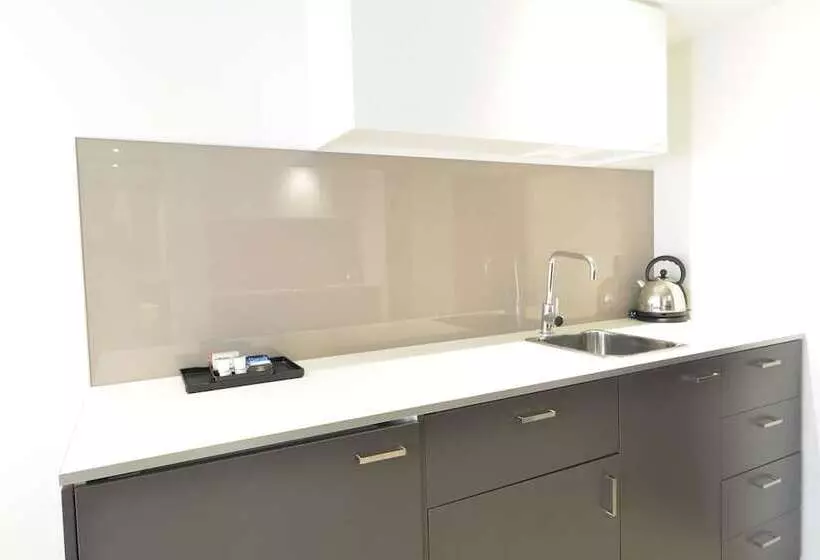 هتل Seasons Heritage Melbourne