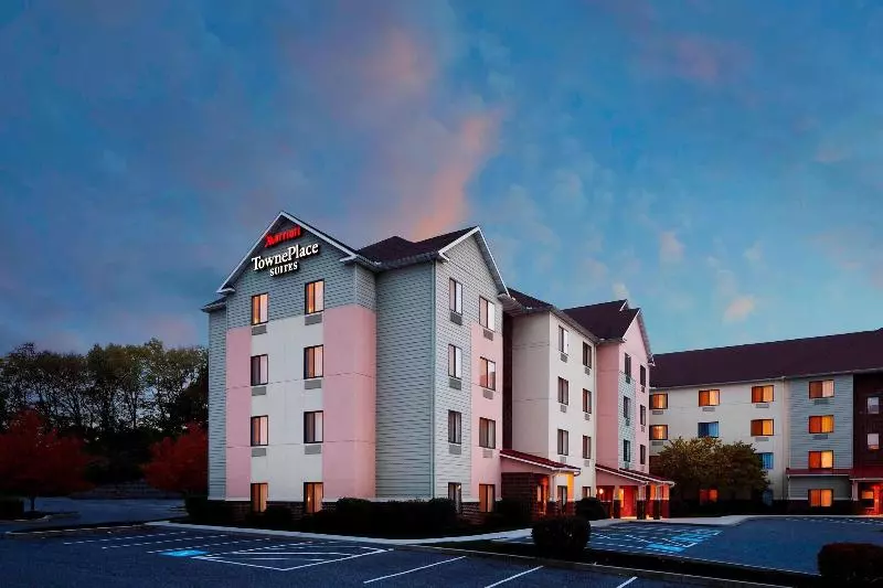 هتل Towneplace Suites By Marriott Harrisburg Hershey