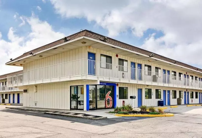 Motel 6 pittsburgh, Pa  Crafton