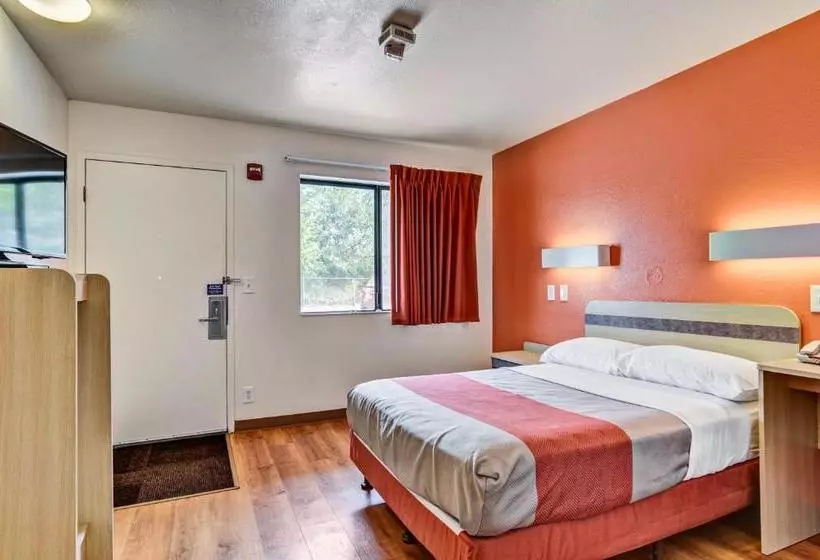 Motel 6 pittsburgh, Pa  Crafton