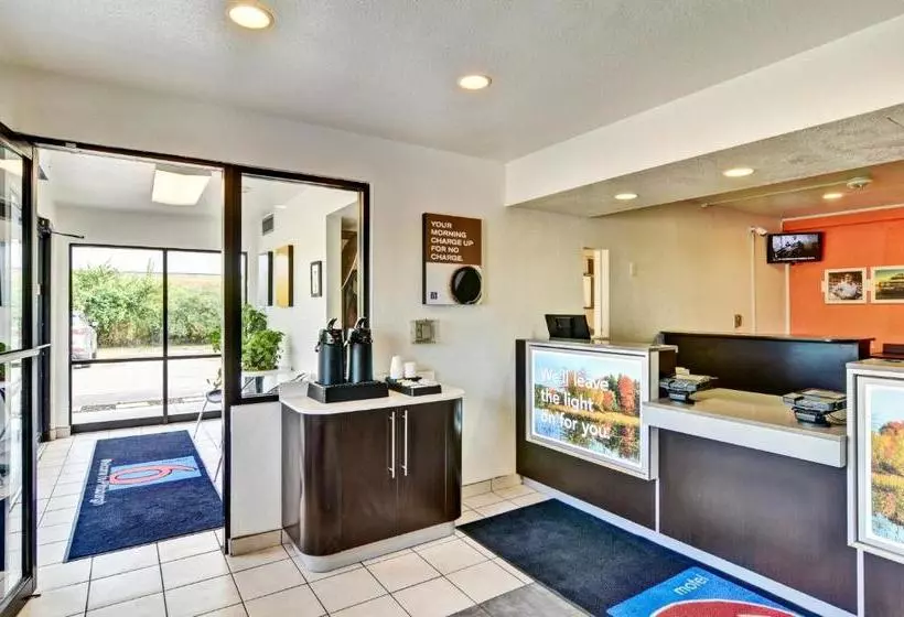 Motel 6 pittsburgh, Pa  Crafton