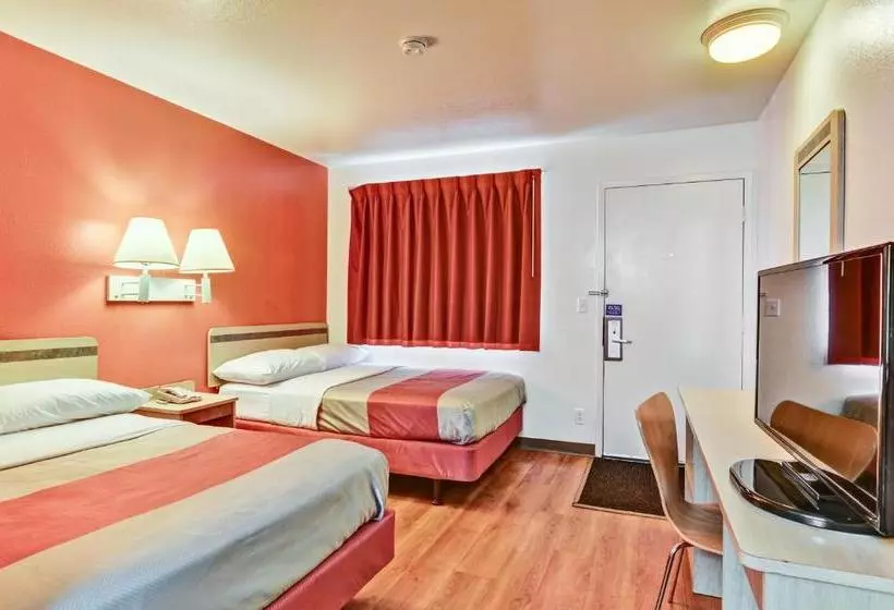 Motel 6 pittsburgh, Pa  Crafton