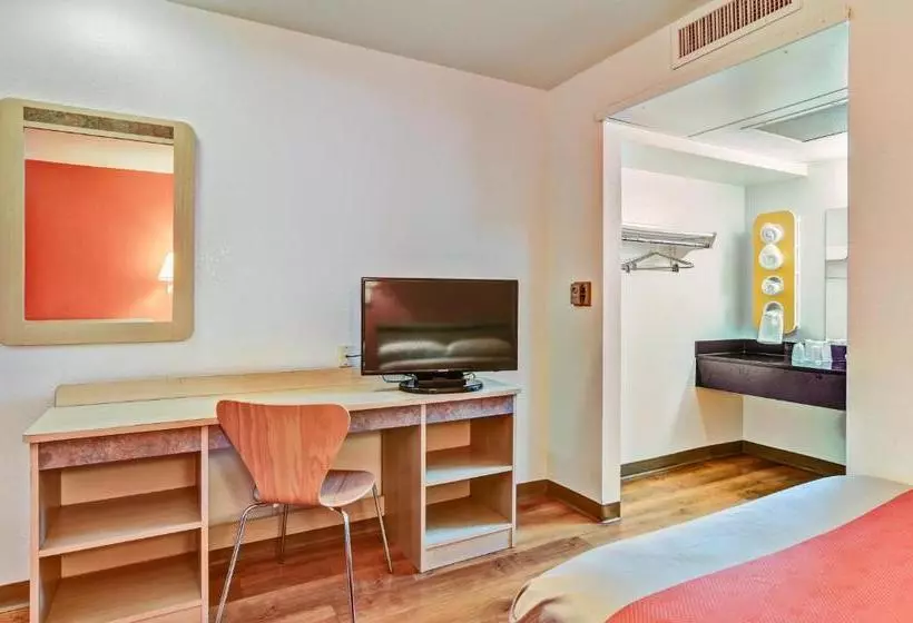 Motel 6 pittsburgh, Pa  Crafton
