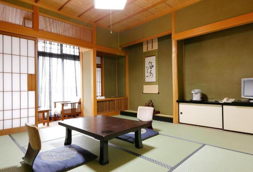 Okada Ryokan Warakutei