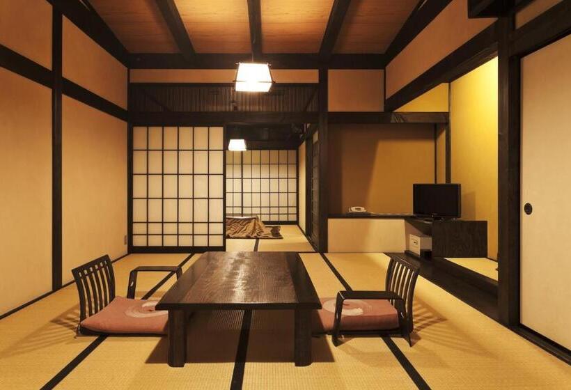 Okada Ryokan Warakutei