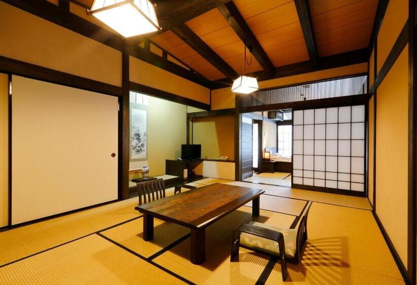 Okada Ryokan Warakutei