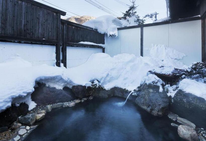 Okada Ryokan Warakutei