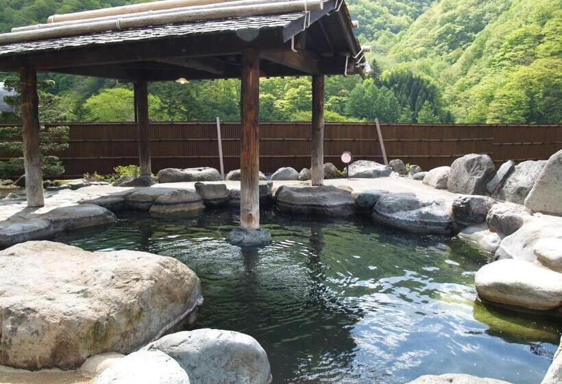 Okada Ryokan Warakutei