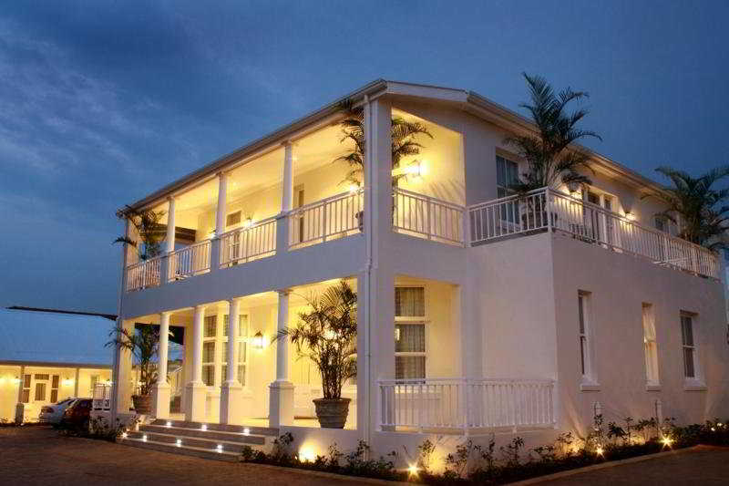 Quarters Hotel Avondale Road