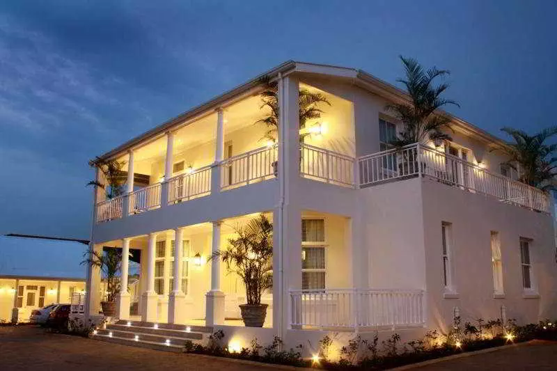 Quarters Hotel Avondale Road