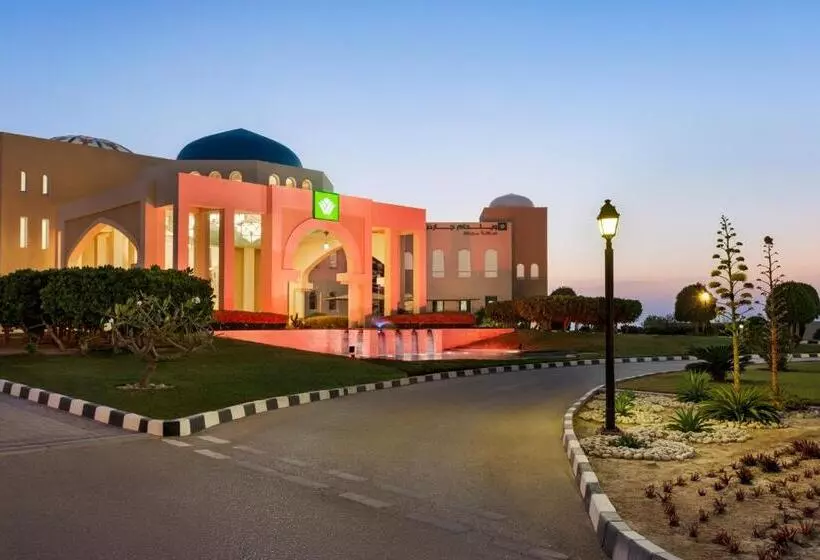 استراحتگاه Wyndham Garden Salalah Mirbat