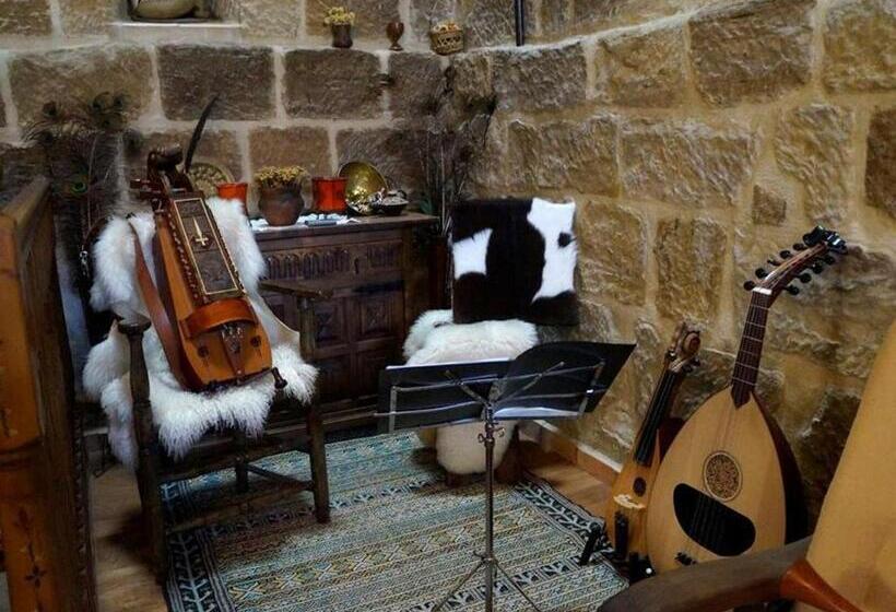 Torre Fuerte Siglo Xiii