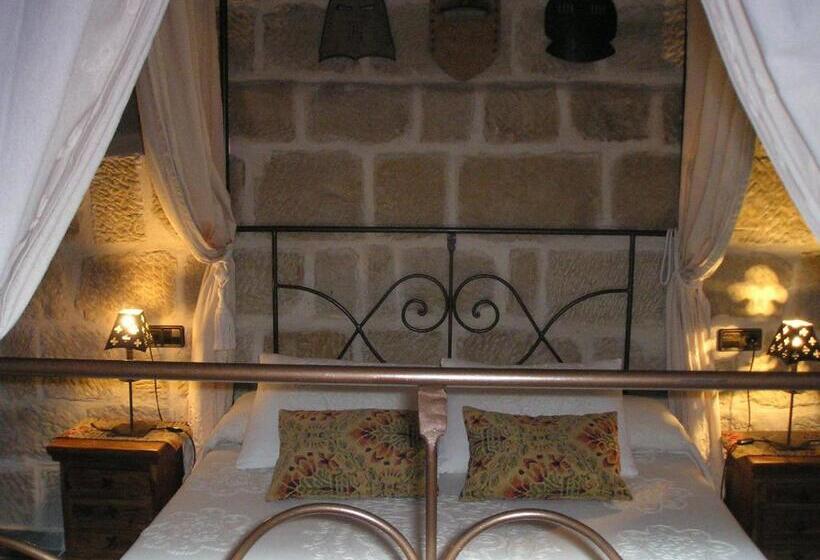 Torre Fuerte Siglo Xiii