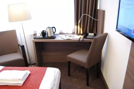 Szálloda Dom  Am Romerbrunnen