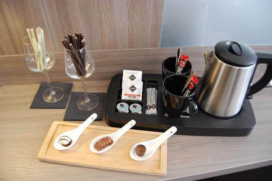 هتل Dom Am Romerbrunnen