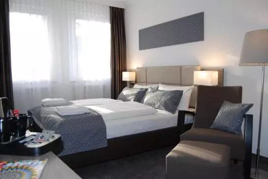 Szálloda Dom  Am Romerbrunnen