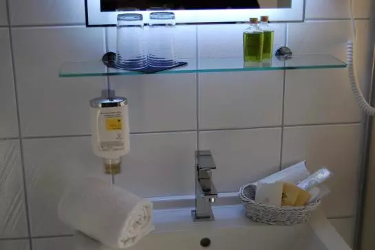 Szálloda Dom  Am Romerbrunnen