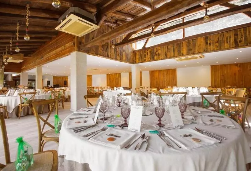 Fervenza Casa Grande & Restaurante