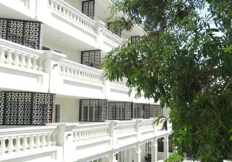 Boutique Hoi An Resort