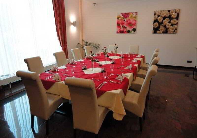 Grand Hotel Dream Main City Center