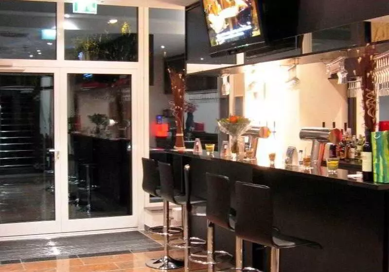 Grand Hotel Dream Main City Center