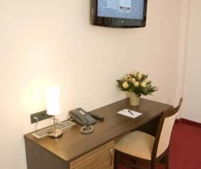 Grand Hotel Dream Main City Center