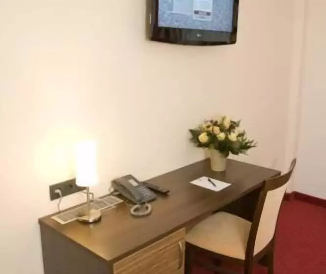 Grand Hotel Dream Main City Center