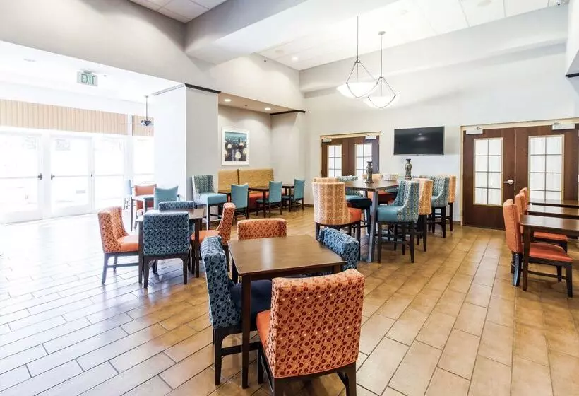 Hotelli Hampton Inn & Suites Huntsville Hampton Cove