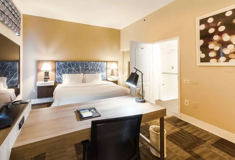 Hotelli Hampton Inn & Suites Huntsville Hampton Cove