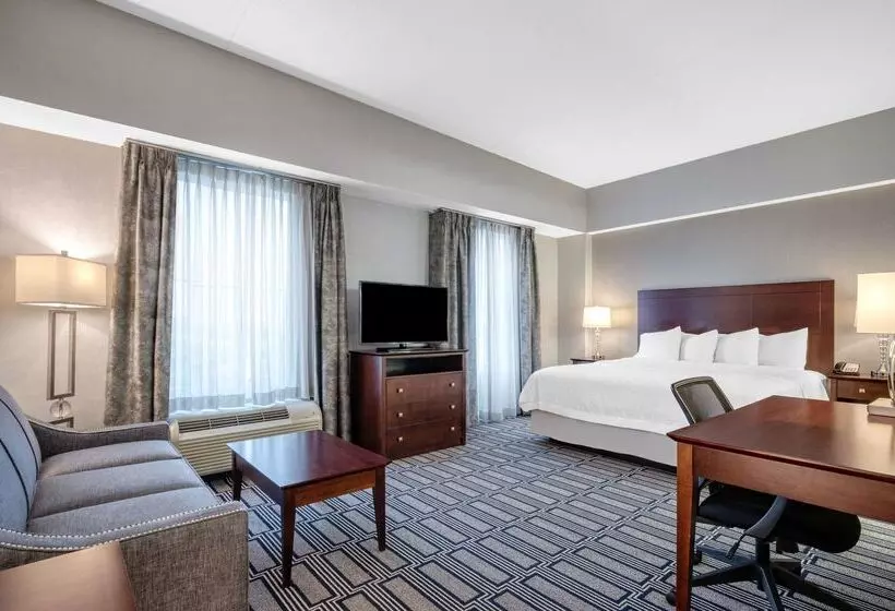 هتل Hampton Inn & Suites Providence Downtown