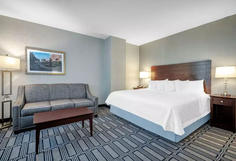 هتل Hampton Inn & Suites Providence Downtown