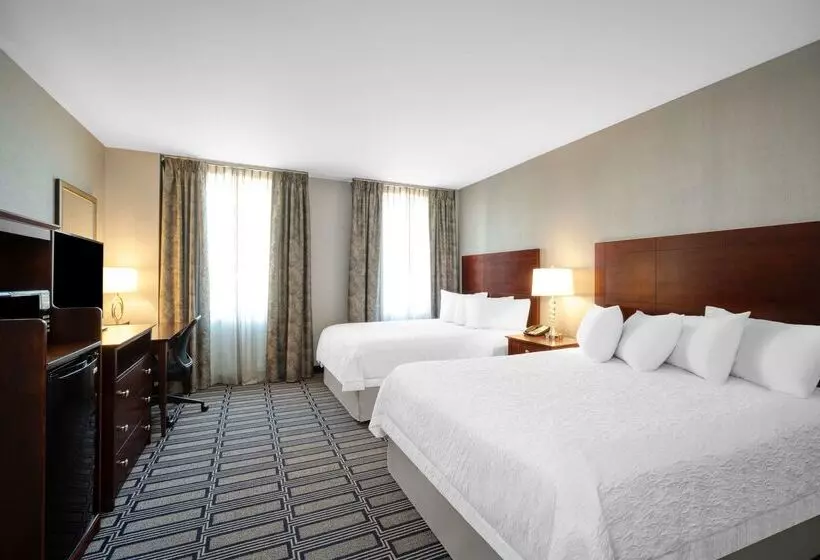 هتل Hampton Inn & Suites Providence Downtown