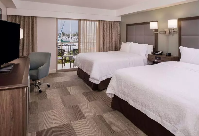 هتل Hampton Inn Channel Islands Harbor/oxnard