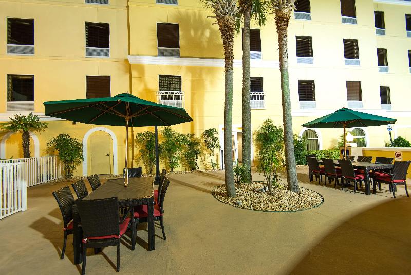 호텔 Hampton Inn & Suites Lake City