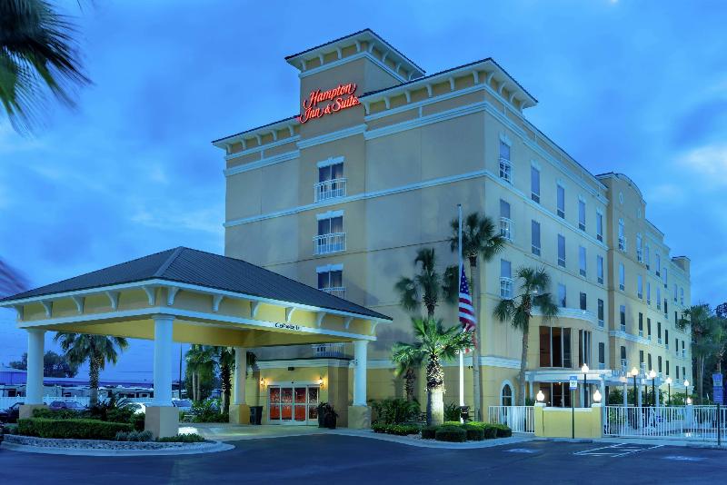 호텔 Hampton Inn & Suites Lake City