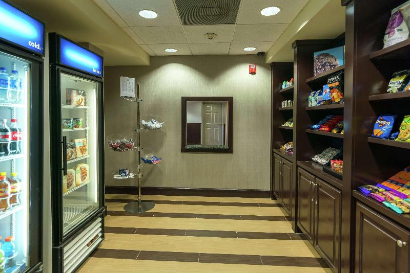 호텔 Hampton Inn & Suites Lake City