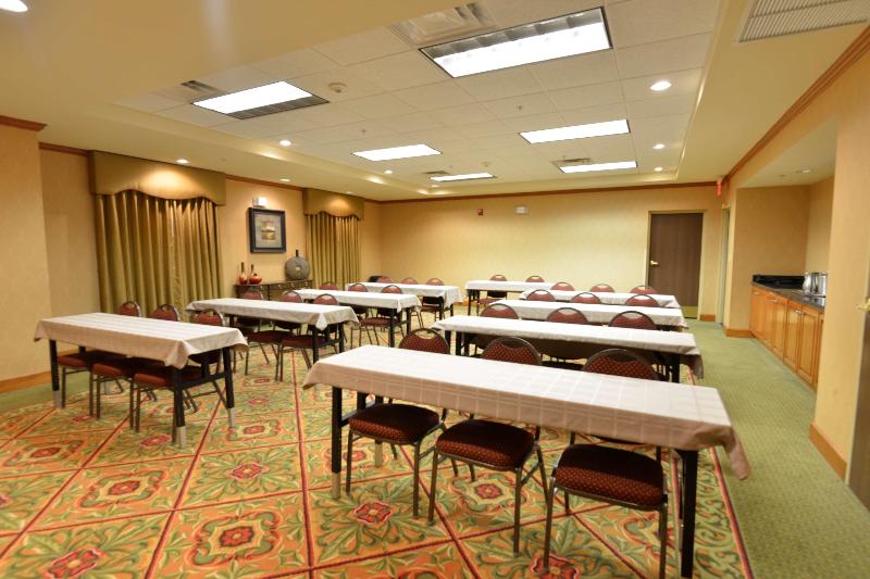 호텔 Hampton Inn & Suites Lake City