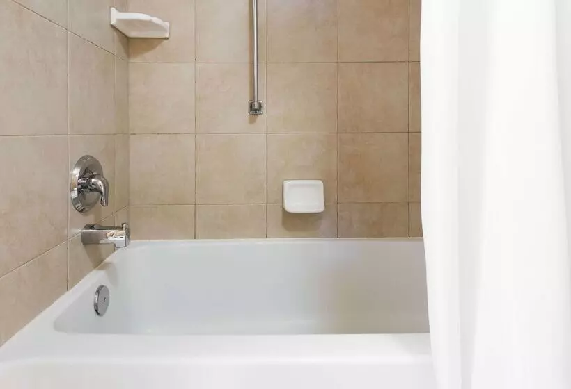 هتل Homewood Suites By Hilton Buffalo/amherst