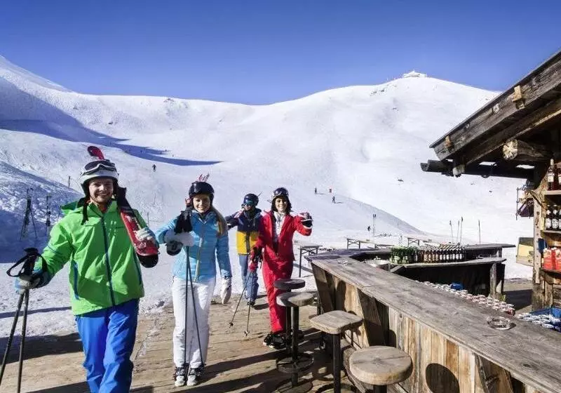 ホテル Kögele Mit Restaurant Bei Innsbruck Axamer Lizum