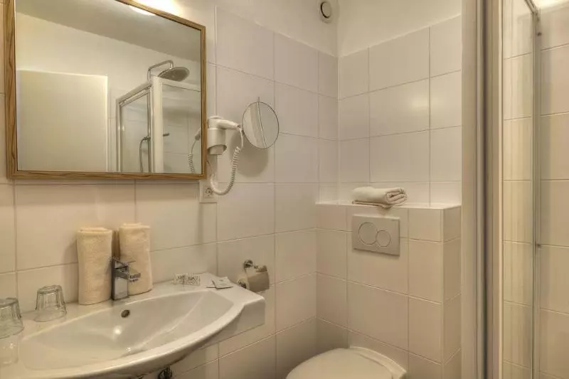 ホテル Kögele Mit Restaurant Bei Innsbruck Axamer Lizum